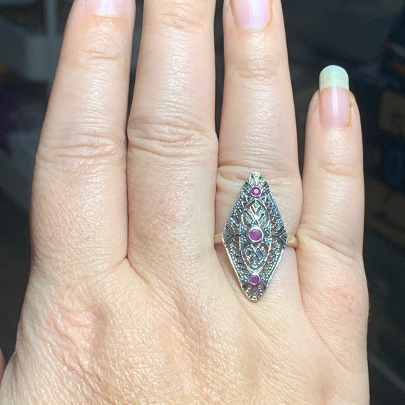 Ruby sterling ring - Picture 3 of 6